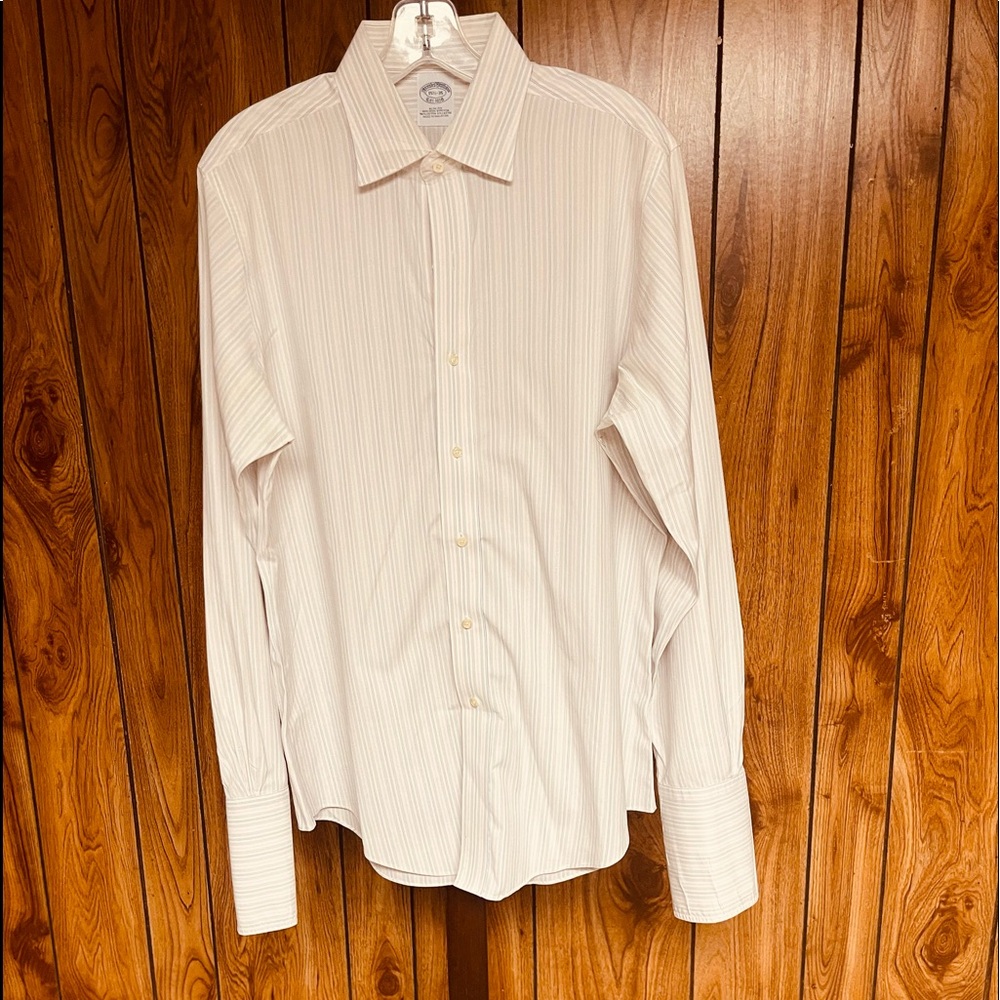 Brooks Brothers Men’s Slim Fit Long Sleeve Cuff Dress Shirt